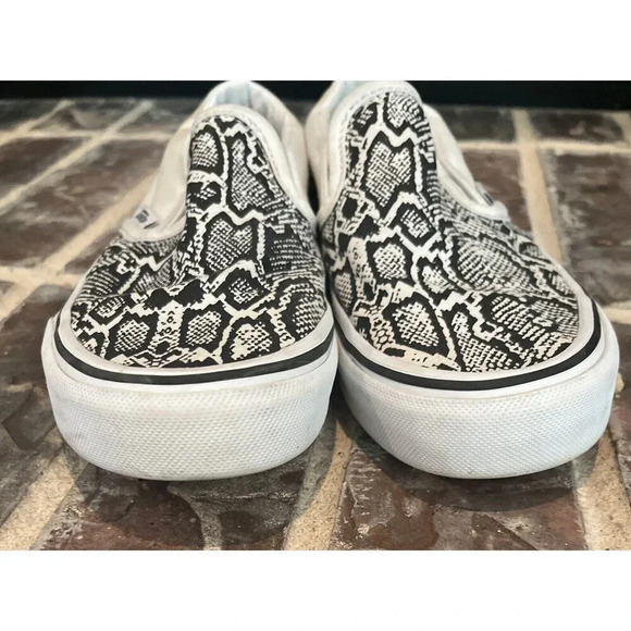 Vans Low Top Slip On Black & White Snake Print Women’s Size 5.5 Mens 4  Skate - Picture 9 of 9